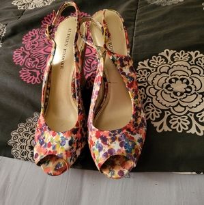 Audrey Brooke Wedges